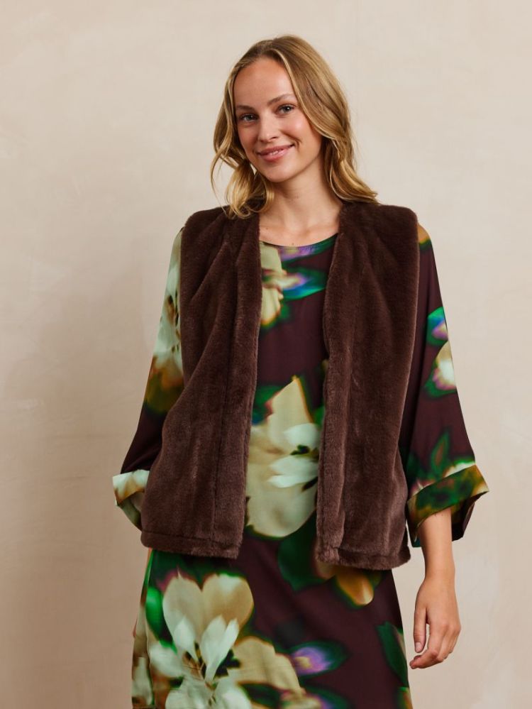 ROSALIA BROWN 22
